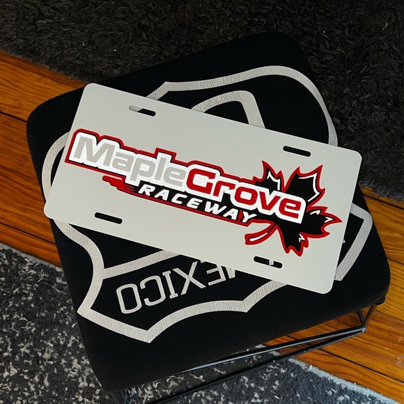 Decorative Marlboro Plate - Picture 5 of 5